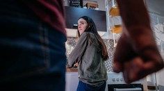 Domácí násilí alkoholem ani provokací omluvit nelze. Buďte ke svému okolí pozorní