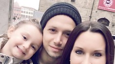 Žena fotbalisty porazila rakovinu. Překvapí vás, jak to oslavil!