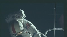 NASA odtajnila unikátní snímky z Měsíce: 8400 fotek z misí Apollo