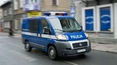 Boj o polská média. Ministr odvolal šéfy televize a rádia, zasahovala tam policie