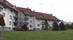 Nájemníci v Harrachově vyhráli. Dluhy za nájemné platit nebudou