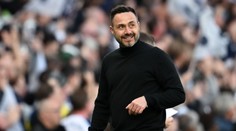 Spurs se přiblížili sestupu. Nový kouč motivuje vyhaslé hvězdy