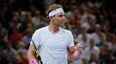 Suverénní Nadal má 15. výhru v řadě! Djokovič se na postup nadřel