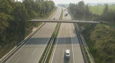 Dělníci o víkendu zboří most na trase D1. Uzavře to dálnici