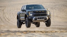Končí čtyřicetiletá nadvláda? Ford F-150 už není nejprodávanějším vozem v USA, překonal ho hybrid