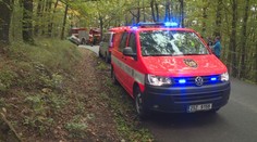 Tragická nehoda u Berouna: Žena zemřela, řidič je zraněný