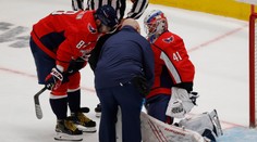 Bývalý brankář NHL vyčítá Vaněčkovi zranění: Musíš být lepší profík