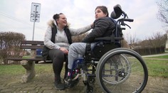 Míša je vážně nemocný, potřebuje stálou péči. Úřady mu přesto snížily příspěvek