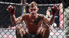 Stavěl dálnice, kope i hroby! Dvořák si na UFC vydělal svýma rukama