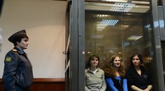 Pussy Riot dostaly od Ruska téměř milion, vězněné byly neprávem