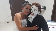 Žena si vzala hadrového panáka: Zvládli jsme krizi, čekáme druhé dítě, jásá