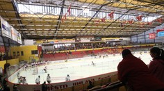 Jihlava musí zavřít stadion. Sváry popraskaly, hrozí zřícení střechy!
