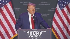 Před volebním mítinkem Donalda Trumpa zadrželi ozbrojeného muže