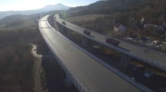 Tohle je nový úsek dálnice D8, projeli jsme ho před otevřením
