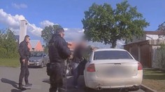 VIDEO: Zfetovaný řidič se po krátké honičce vzdal a zastavil