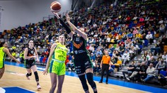 Tradiční basketbalová bitva pro USK. Demolici Žabin sledoval i Ivan Trojan