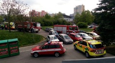 Tragédie v Brně. V panelovém domě vypukl požár, starší žena přišla o život