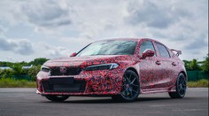 Honda chystá pořádně agresivní novinku. Už s ní trhá asfalt i rekordy