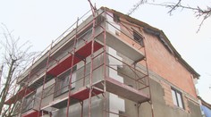 K postavenému bytu dvě parkovací místa povinně. Zdraží to bydlení, vadí kritikům