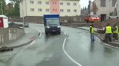 Město nechalo postavit novou cestu, jezdit se ale bude po staré