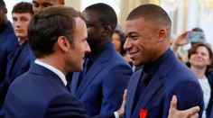 Za setrváním Mbappého v PSG stojí prezident Macron, proklamuje šéf Realu
