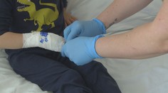Vláda chce prosadit změny v pojišťování cizinců. Budou mít lepší výběr