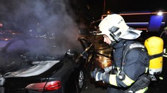 V pražských Kyjích hořela auta, škoda jde do milionů
