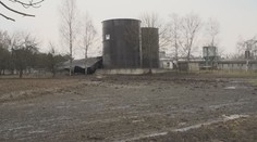 Zemědělcům vytekly z nádrže desítky tun kejdy. Zasahovat museli hasiči