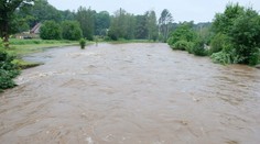 Na Morávce se převrátil člun s mužem a dětmi! Osmiletá holčička nepřežila