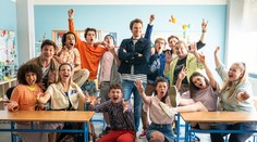 Z rebela podpantoflák? Novou sérii Pana profesora sledujte už nyní na Voyo