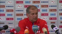 Panování Rady začíná, reprezentanti se sešli před Anglií