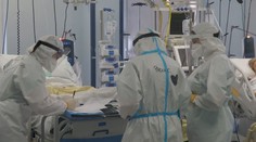 Omikron děsí Evropu. Země kvůli nové variantě zpřísňují opatření