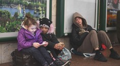 Obyvatelé Kyjeva se schovávají v metru. "Jsme jako krysy v dírách," posteskli si