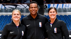 V NBA poprvé pískaly dvě ženy! Splněné feministické sny, těší jednu z nich