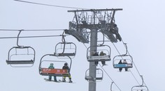 Na Klínovci vypadl z lanovky malý chlapec (6), skončil v nemocnici