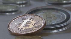 Kryptoměny v Česku nabírají na popularitě. Využívají toho podvodníci