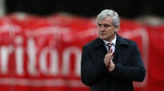 Nedoceněnému Hughesovi by slušela trofej. Třeba FA Cup se Stoke