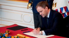 Když mě chtějí vidět děti, manželka jim pustí zprávy! Co ještě prozradil ministr Chládek