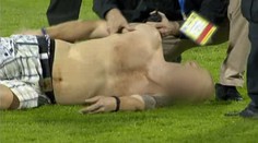 VIDEO: HOROR na Slovensku! Fotbal se zvrhl v bitku, výtržníkovi šlo o ŽIVOT
