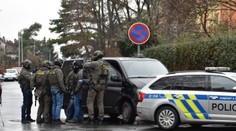 Do pražských Malešic jela zásahovka. Muž hrozil zapálením budovy, proběhla evakuace