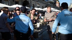 Finále LM předchází tvrdé potyčky, fanoušci City a Chelsea se rvou