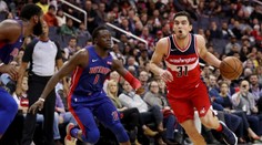 Washington zvítězil ve Phoenixu, Satoranský hrál přes 20 minut