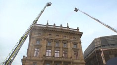 Před 140 lety vyhořelo Národní divadlo. Hasiči ukázali, jak bojovali s plameny