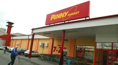 Další řetězec zvyšuje mzdy! Penny Market přidá pokladním 2 tisíce