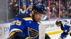 Útočníka Blues vypískali vlastní fanoušci. Je to těžké, brečel před novináři