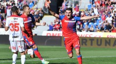 Mick van Buren hattrickem sestřelil Teplice, Plzeň vybojovala výhru