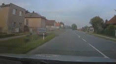 Šofér bez papírů se řítil centrem Pardubic. Semafory projížděl na červenou