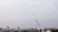 Poblíž izraelského reaktoru dopadla raketa ze Sýrie. Izrael zahájil protiútok