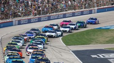 Nejdelší, nejrychlejší, nejobávanější trať NASCAR. To je Talladega Superspeedway