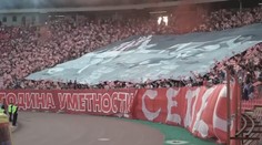 Fotbalisté Crvené Zvezdy slavili titul s 18 tisíci diváků. Pět hráčů má koronu